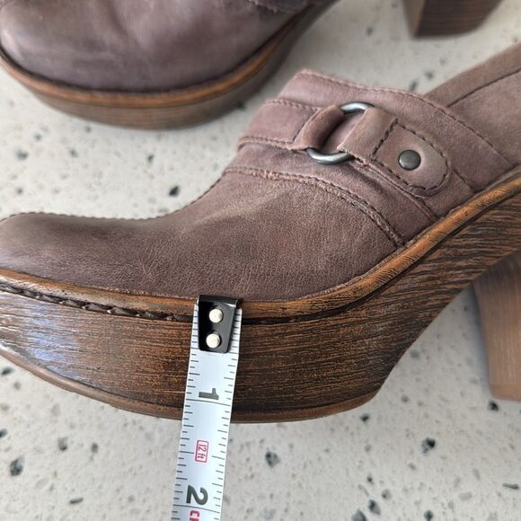 Born Haddon Taupe Leather Slip On Clog Casual Shoes Block Heel Platform Size 6.5 - Picture 6 of 12